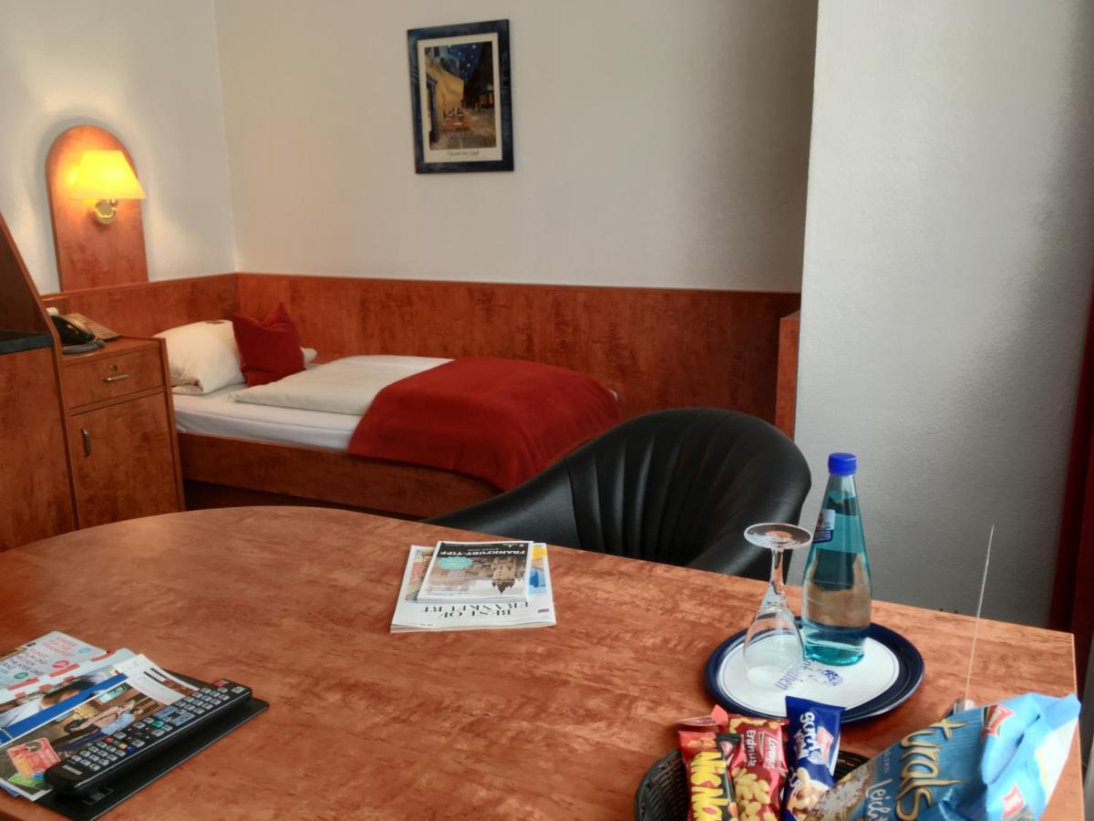 פרנקפורט Hotel West An Der Bockenheimer Warte מראה חיצוני תמונה